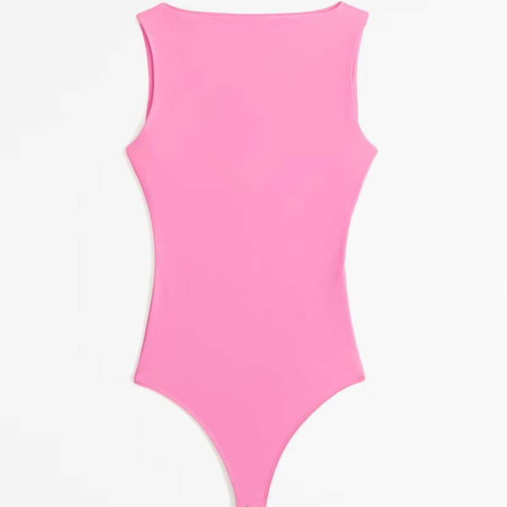Abercrombie & Fitch Soft Matte Seamless Slash Bodysuit in Pink Size S